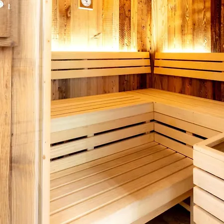 Rauris Penthouse With Sauna