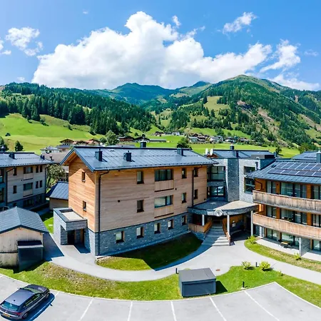 Rauris Penthouse With Sauna Casa de Férias *